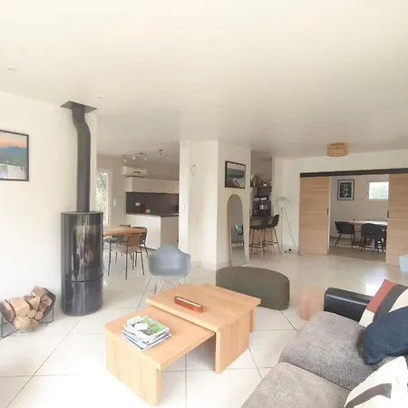 Spacious Near The Airport Of Ajaccio *