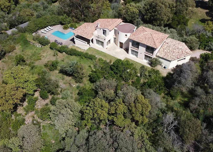 Spacious Near The Airport Of Ajaccio Holiday home *